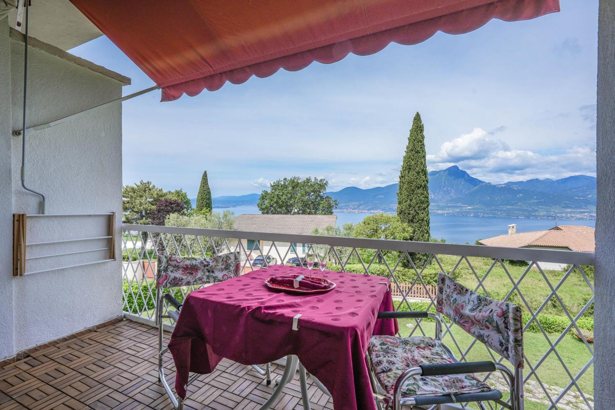Apartamento Garda Panoramic House Albisano Exterior foto