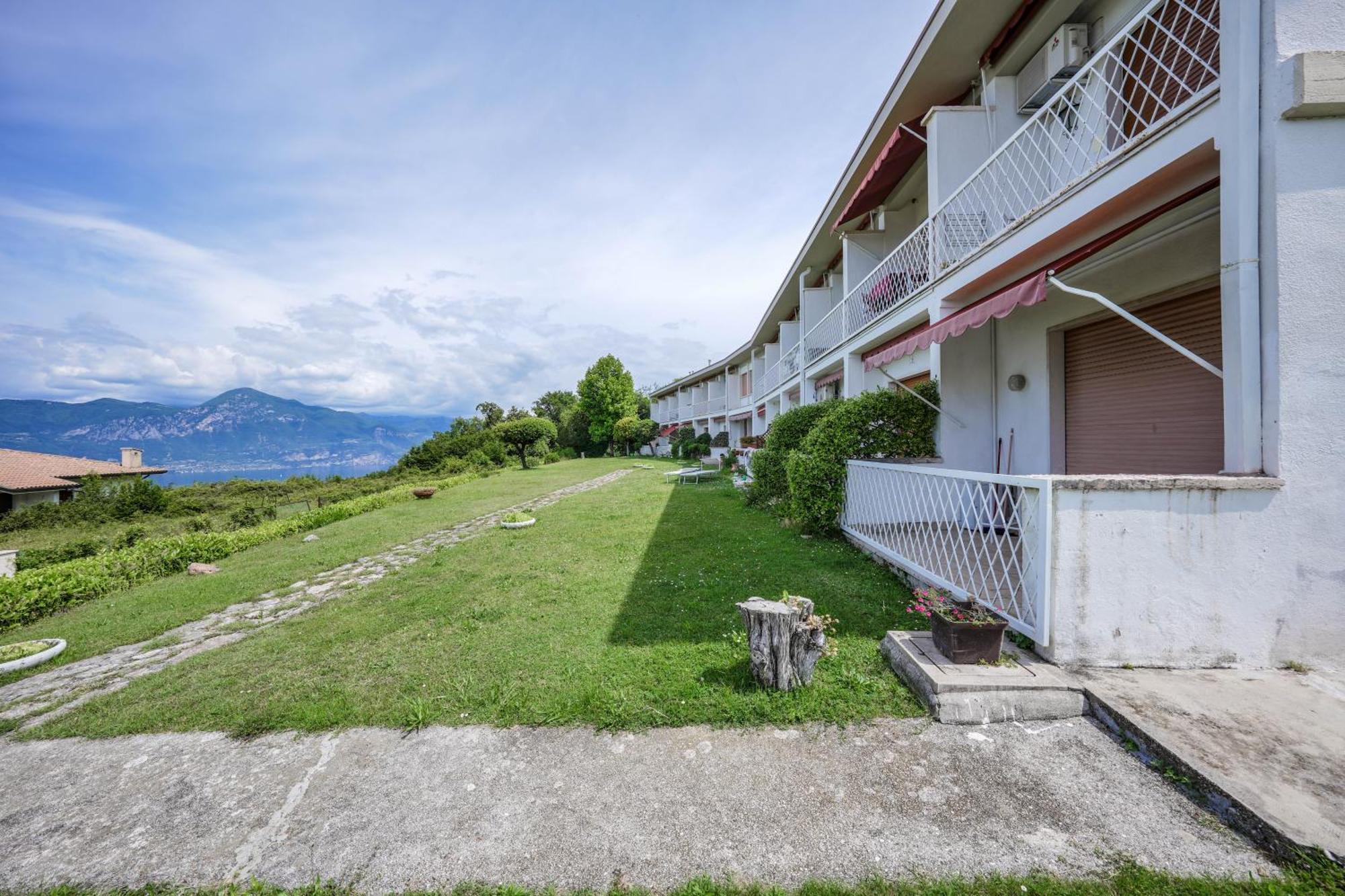 Apartamento Garda Panoramic House Albisano Exterior foto